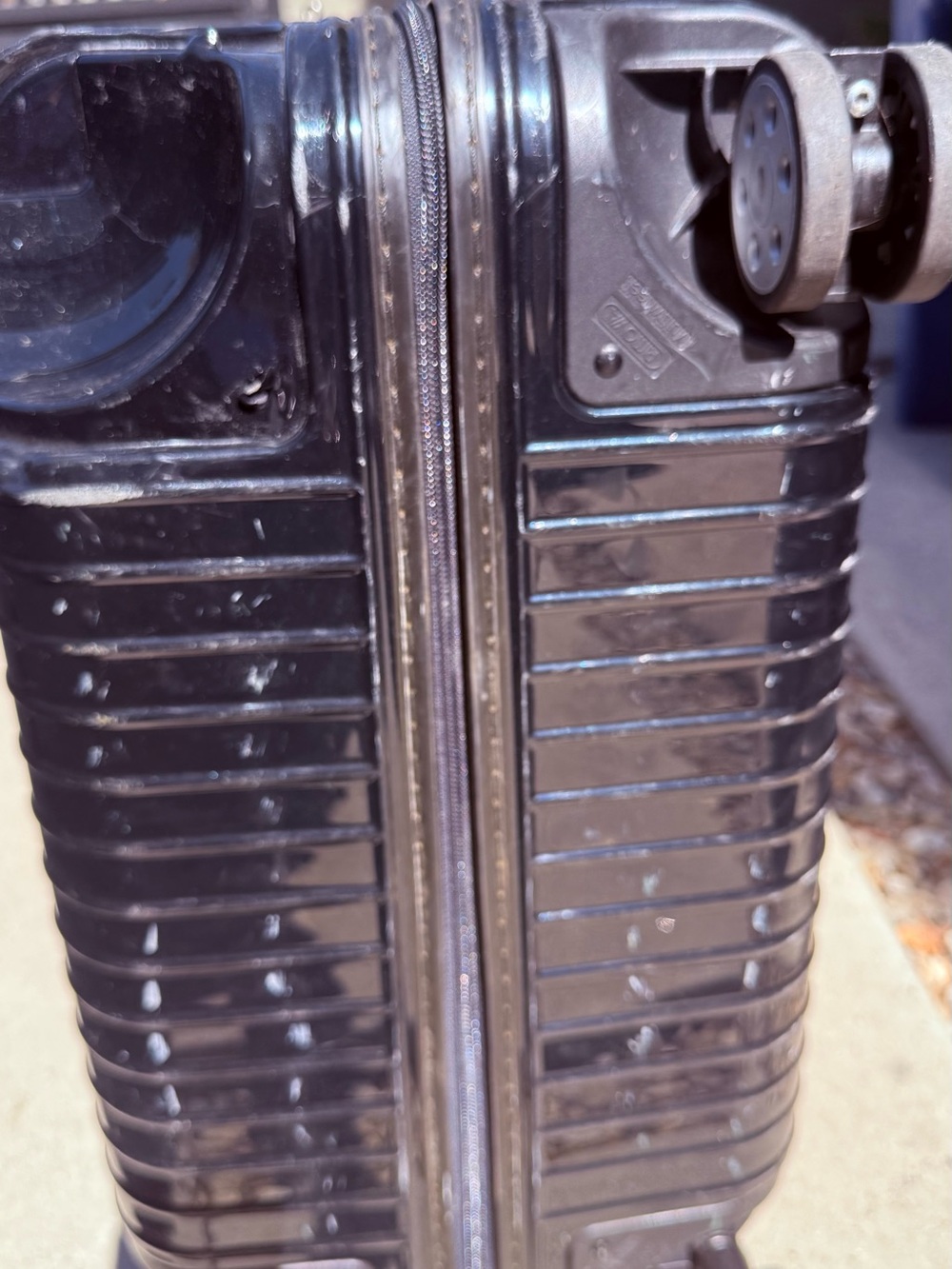 RIMOWA Black Ribbed Hard-Shell Carry-On - Picture 3 of 16